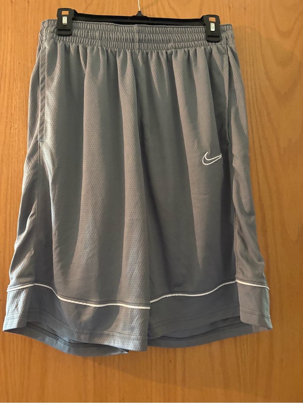 Men’s Never Worn Nike Gray Dri-FIT Shorts with Black Swoosh, Size L